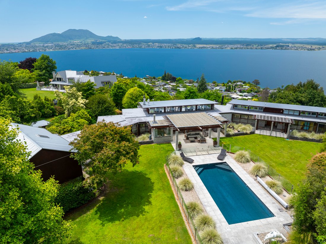 House in Taupo, Waikato, New Zealand 3 - 17000635