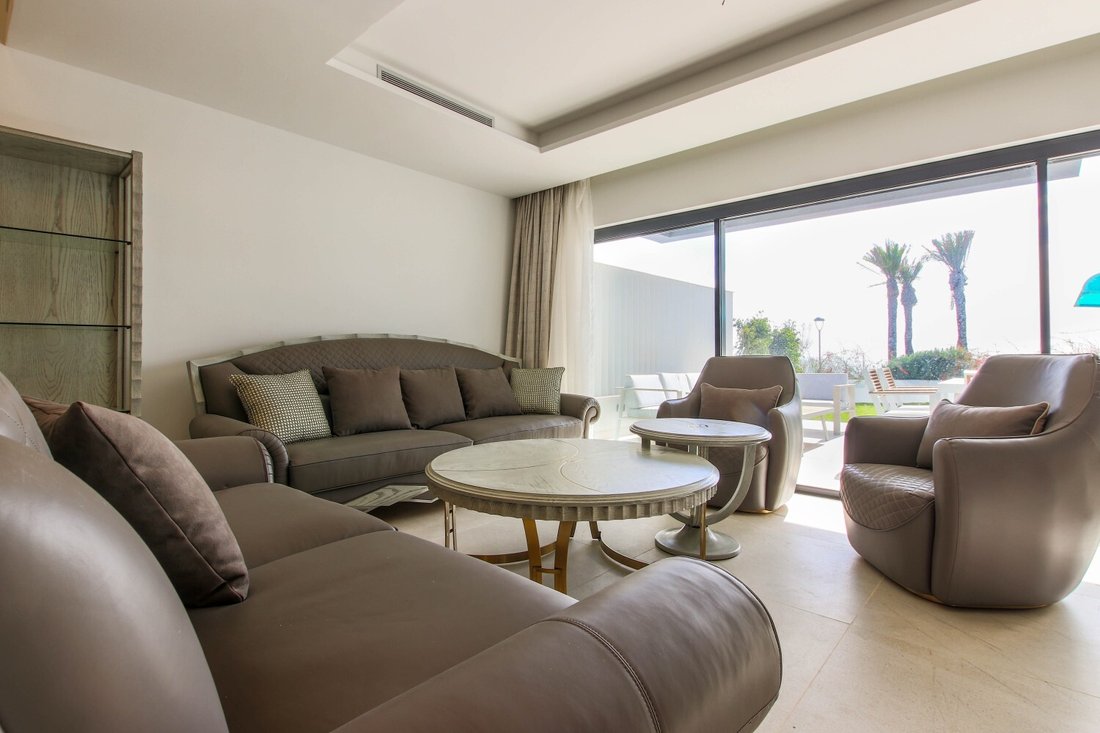 Townhouse in Estepona, Andalusia, Spain 2 - 16990607