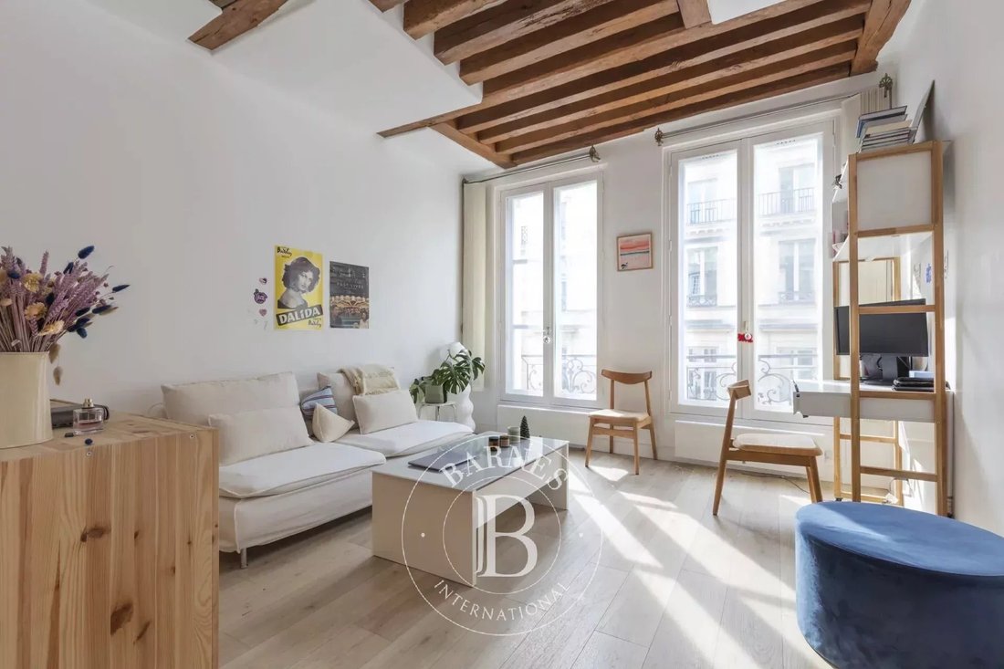 Apartment in Palais Royal, Paris 1er Arrondissement, Paris 1 - 16993335