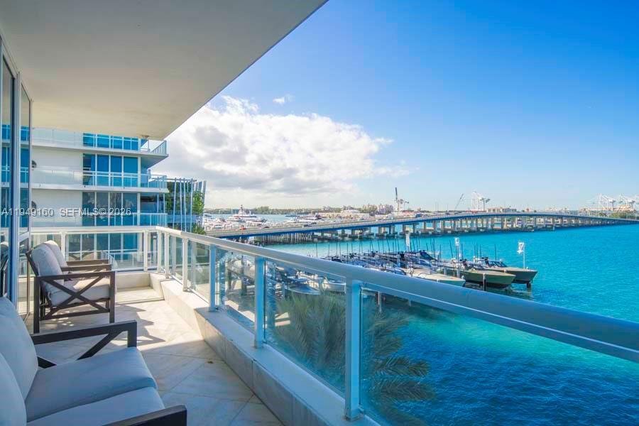 Condo in Miami Beach, Florida, United States 4 - 16993469