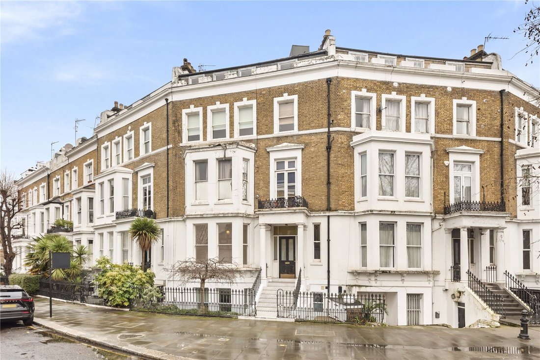 Apartment in Earls Court, Kensington And Chelsea, England 1 - 16996760