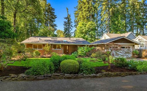 House in Lake Oswego, Oregon, United States 1
