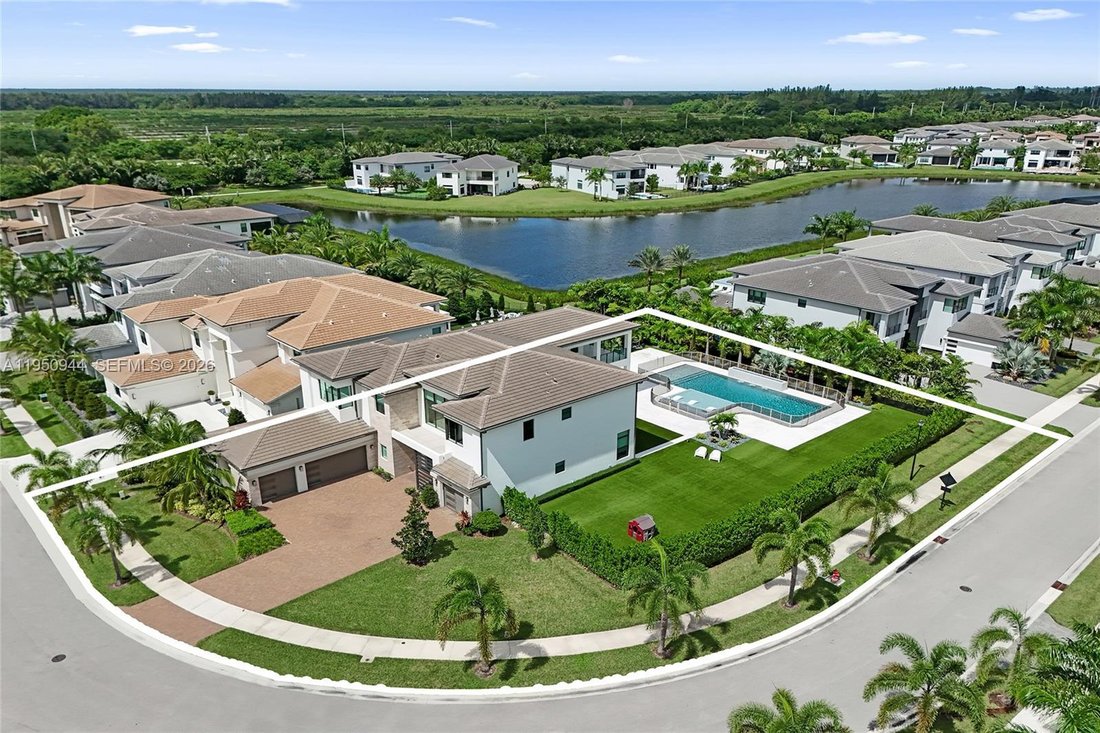 House in Boca Raton, Florida, United States 3 - 16990189