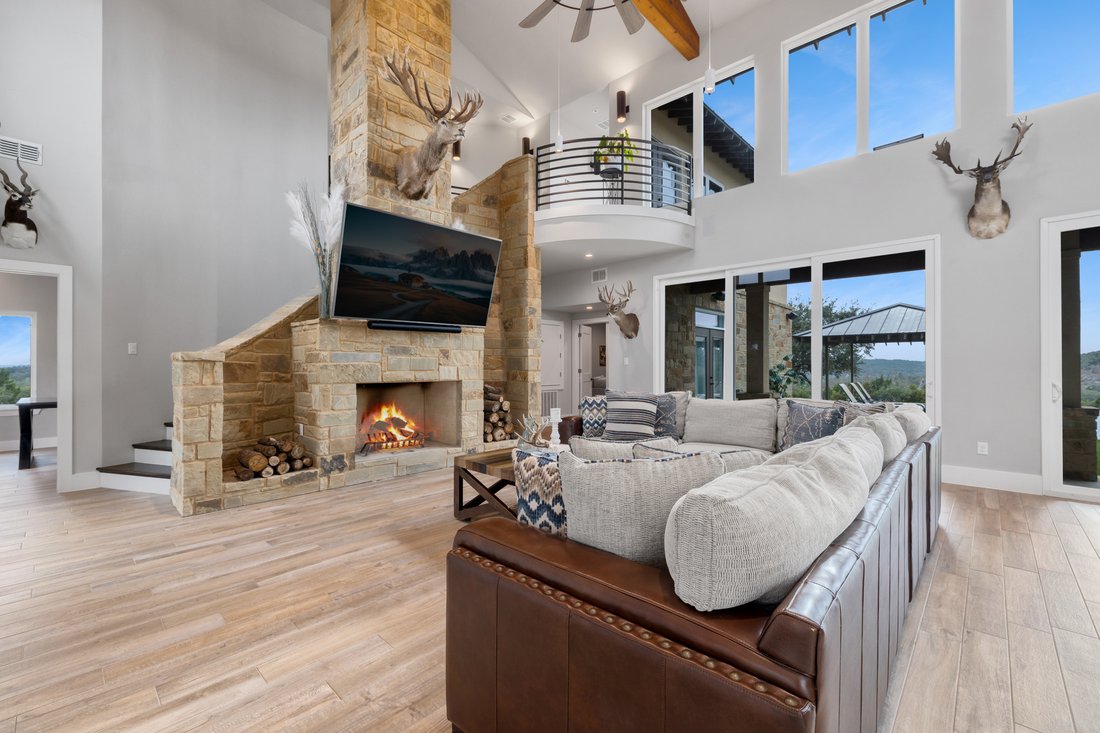 House in Helotes, Texas, United States 5 - 16987428