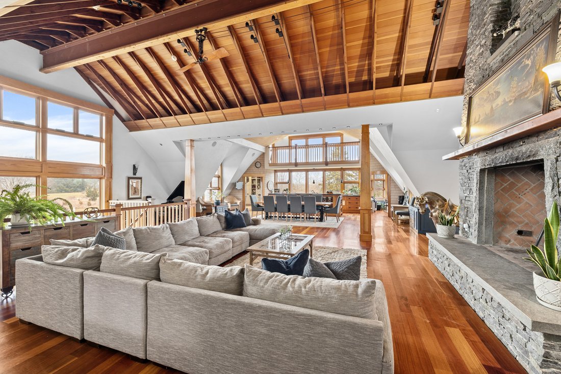 House in Dartmouth, Massachusetts, United States 3 - 16991464
