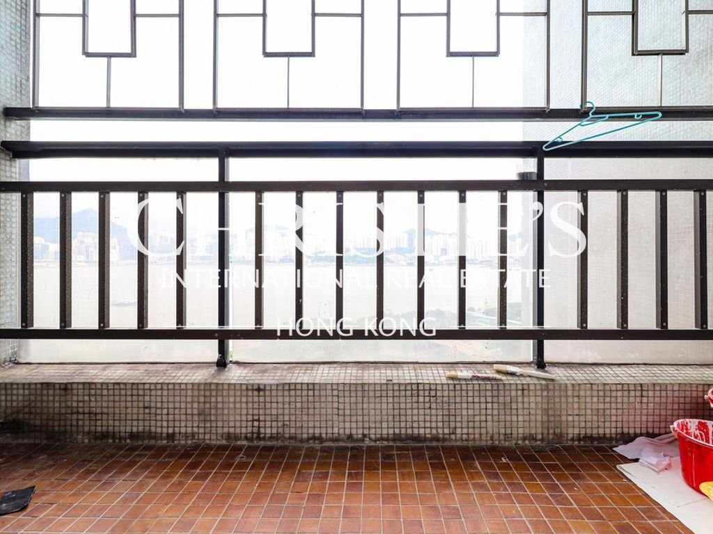 Apartment in Hong Kong, Hong Kong Island, Hong Kong 2 - 16996282
