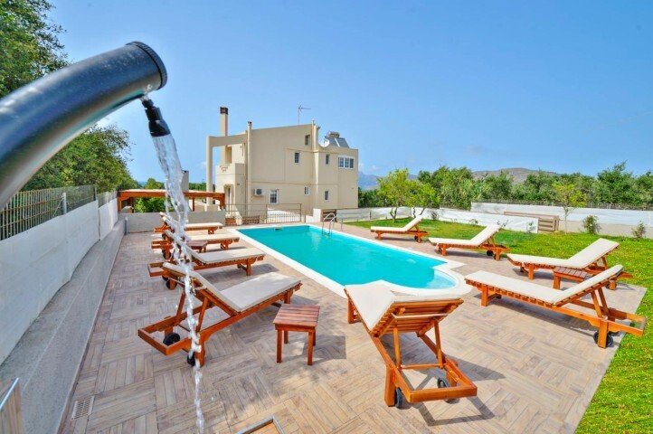 Villa in Kissamos, Greece 2 - 16998166