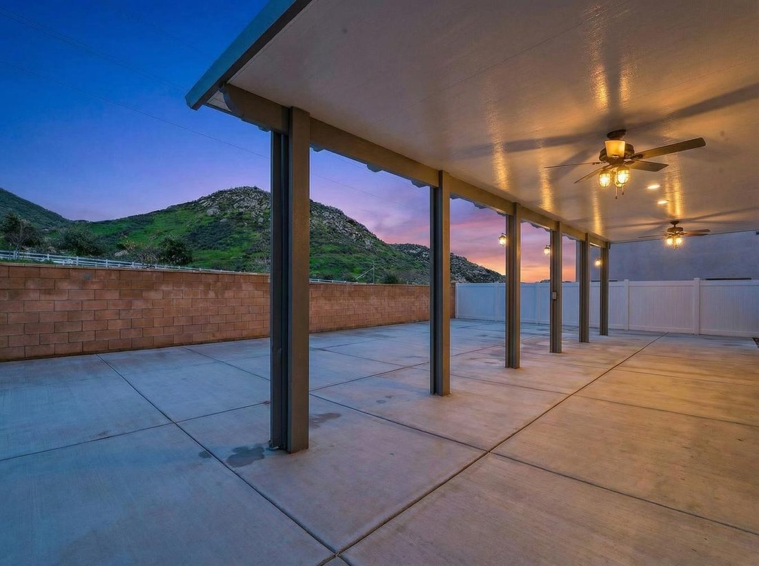 House in Riverside, California, United States 4 - 16999257