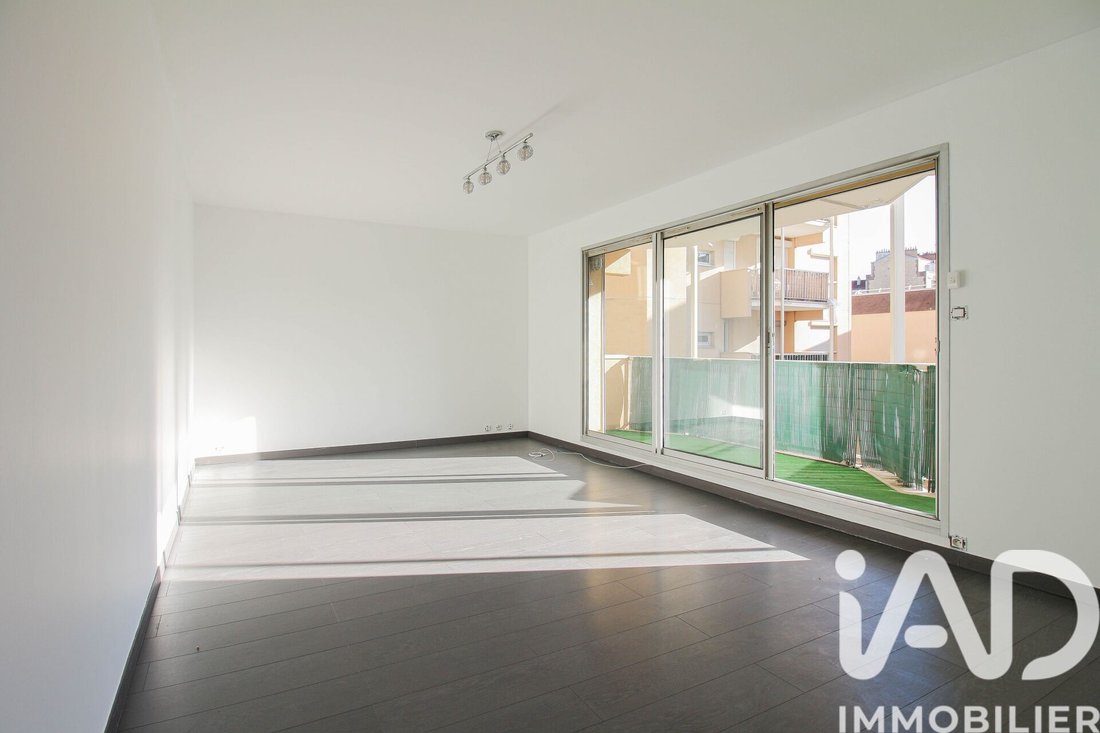 Apartment in Marceau - République, Courbevoie, France 3 - 16991730