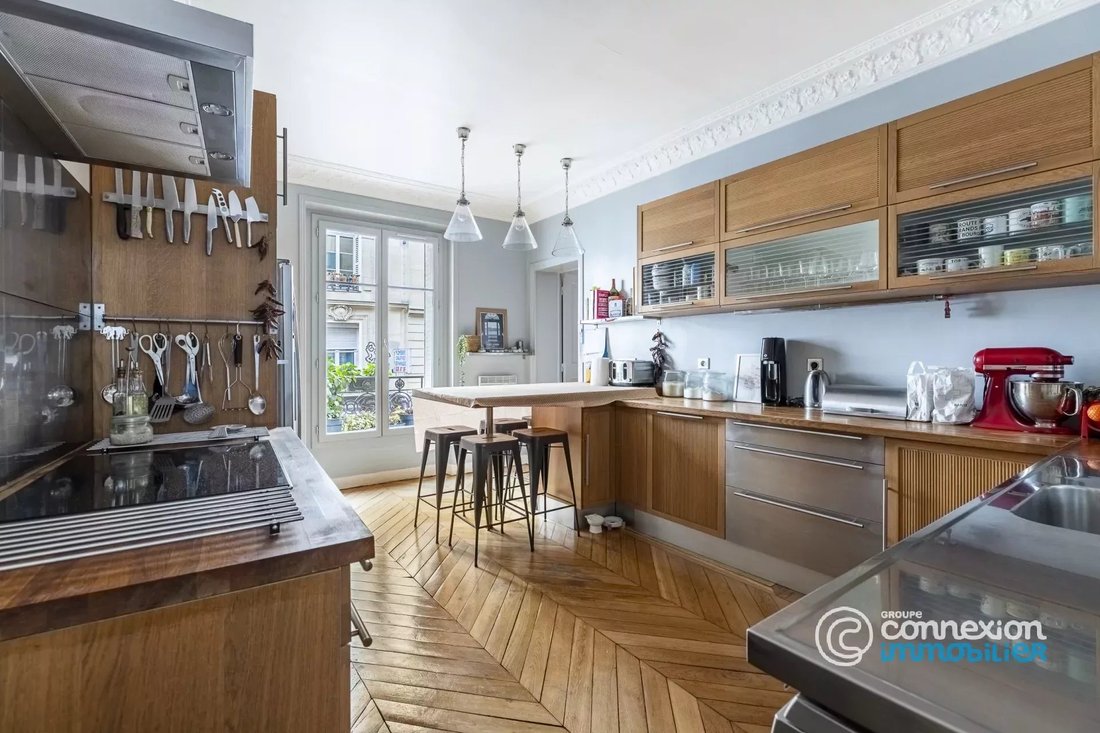 Apartment in Goutte d'Or-Château Rouge, Paris 18e Arrondissement, Paris 5 - 16990894