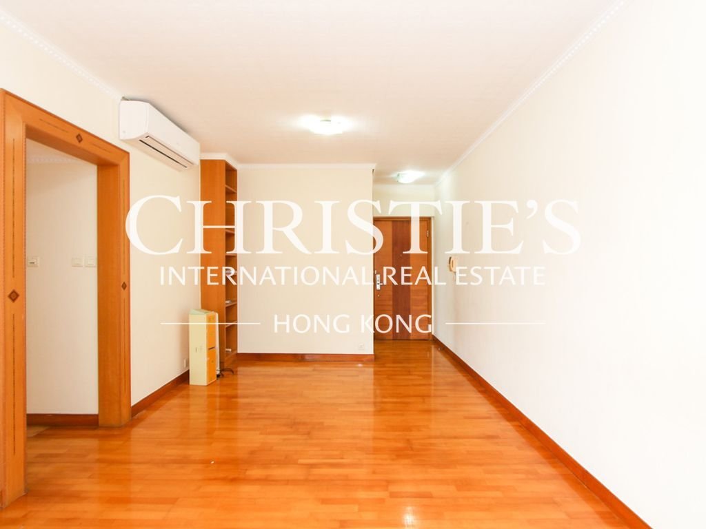 Apartment in Hong Kong, Hong Kong 3 - 16996262