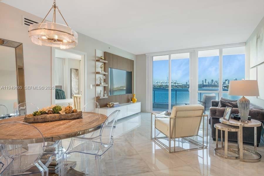 Condo in Miami Beach, Florida, United States 2 - 16993469