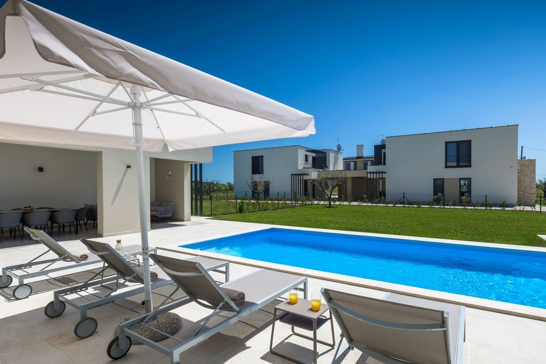 Villa in Brtonigla, Istria County, Croatia 4 - 17001359