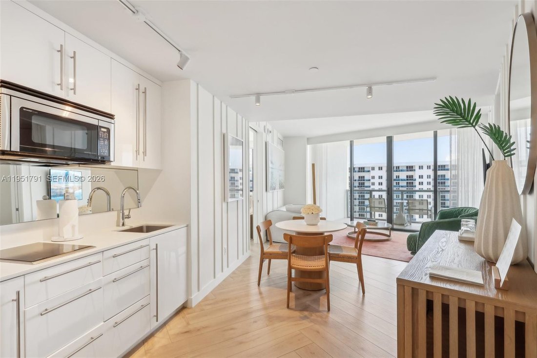 Condo in Miami Beach, Florida, United States 3 - 16993437