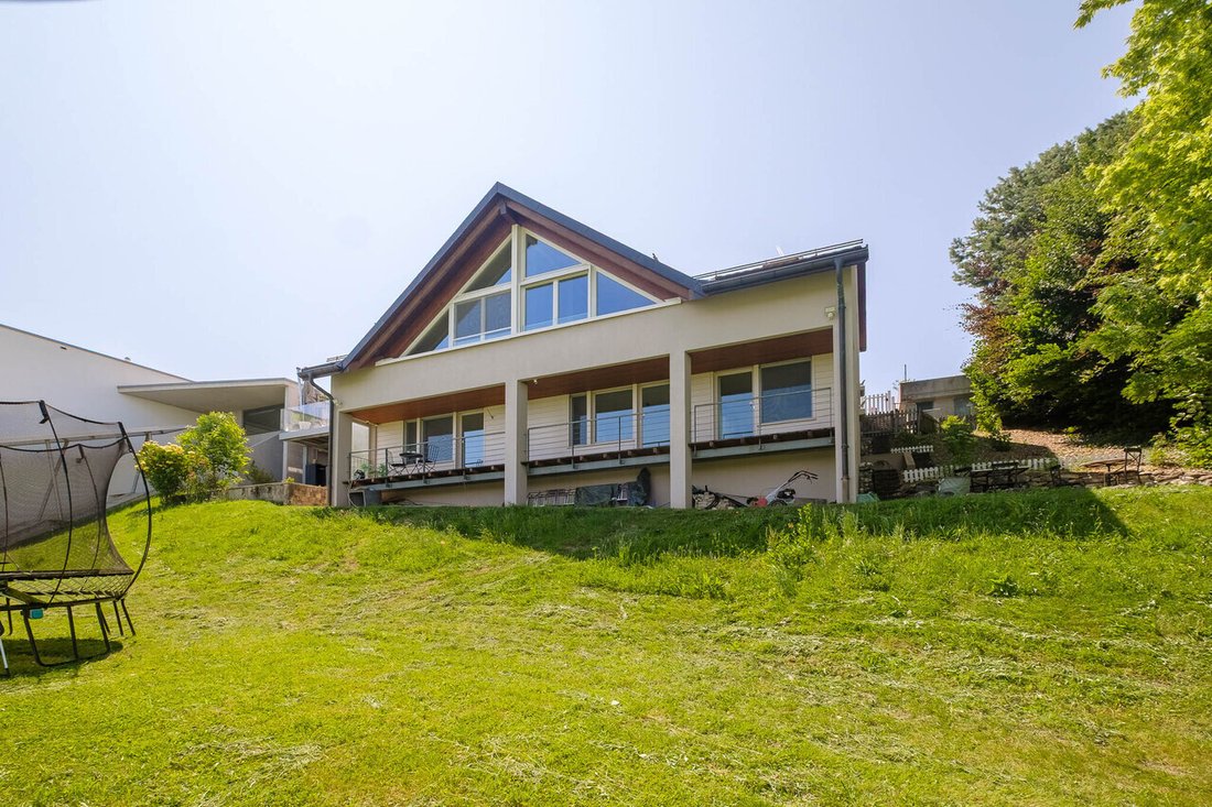 Family Property, Superb Lake View And Nuisance Free, Founex