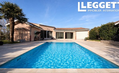 House in Centre-Bourg, Saint-Genis-Laval, France 1