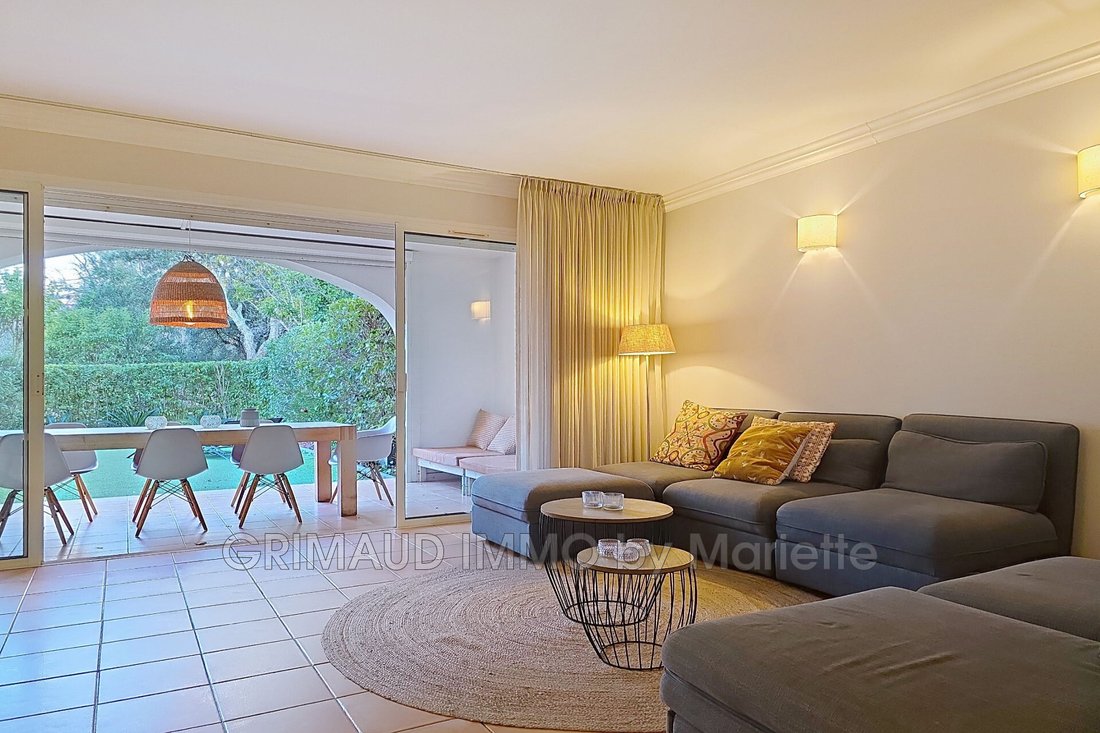 Villa in Grimaud, Provence-Alpes-Côte d'Azur, Frankreich 2 - 16997053