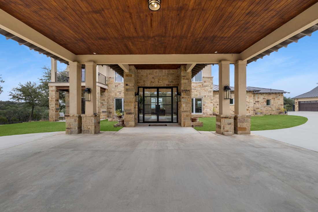 House in Helotes, Texas, United States 2 - 16987428