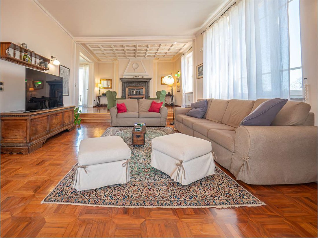 Villa in Historic Center, Perugia, Italy 3 - 16992736
