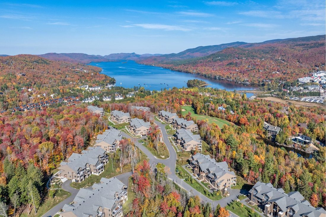 Condo in Mont-Tremblant, Quebec, Canada 2 - 16993250