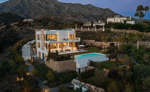 Villa in Golden Mile, Andalusia, Spain 1