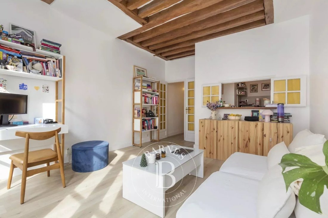 Apartment in Palais Royal, Paris 1er Arrondissement, Paris 2 - 16993335