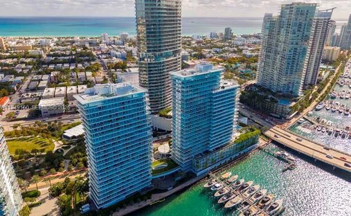 Condo in Miami Beach, Florida, United States 1