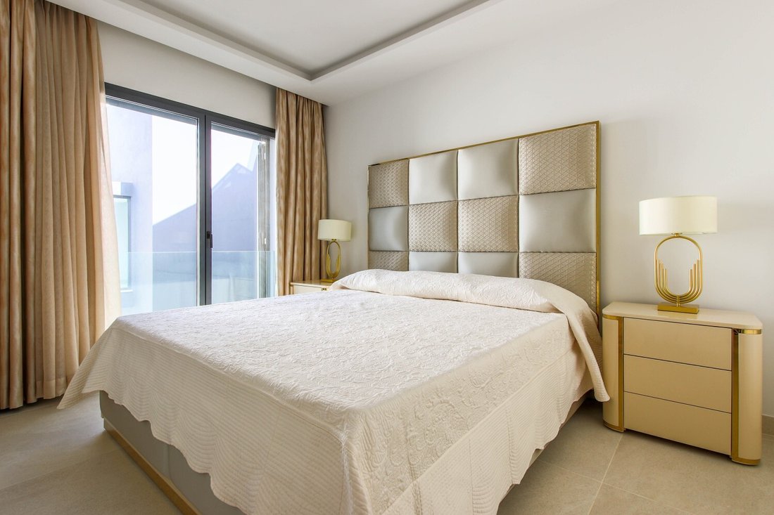 Townhouse in Estepona, Andalusia, Spain 3 - 16990607