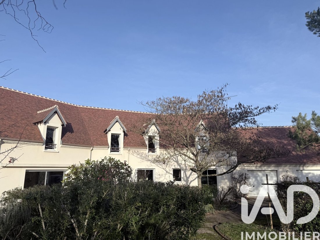 House in Champlay, Bourgogne – Franche-Comté, France 1 - 16991776
