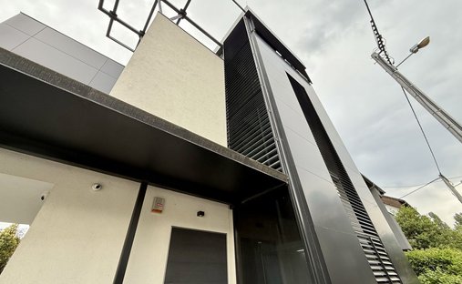 Villa in Mjesni odbor "Sveti Duh", Zagreb, City of Zagreb 1