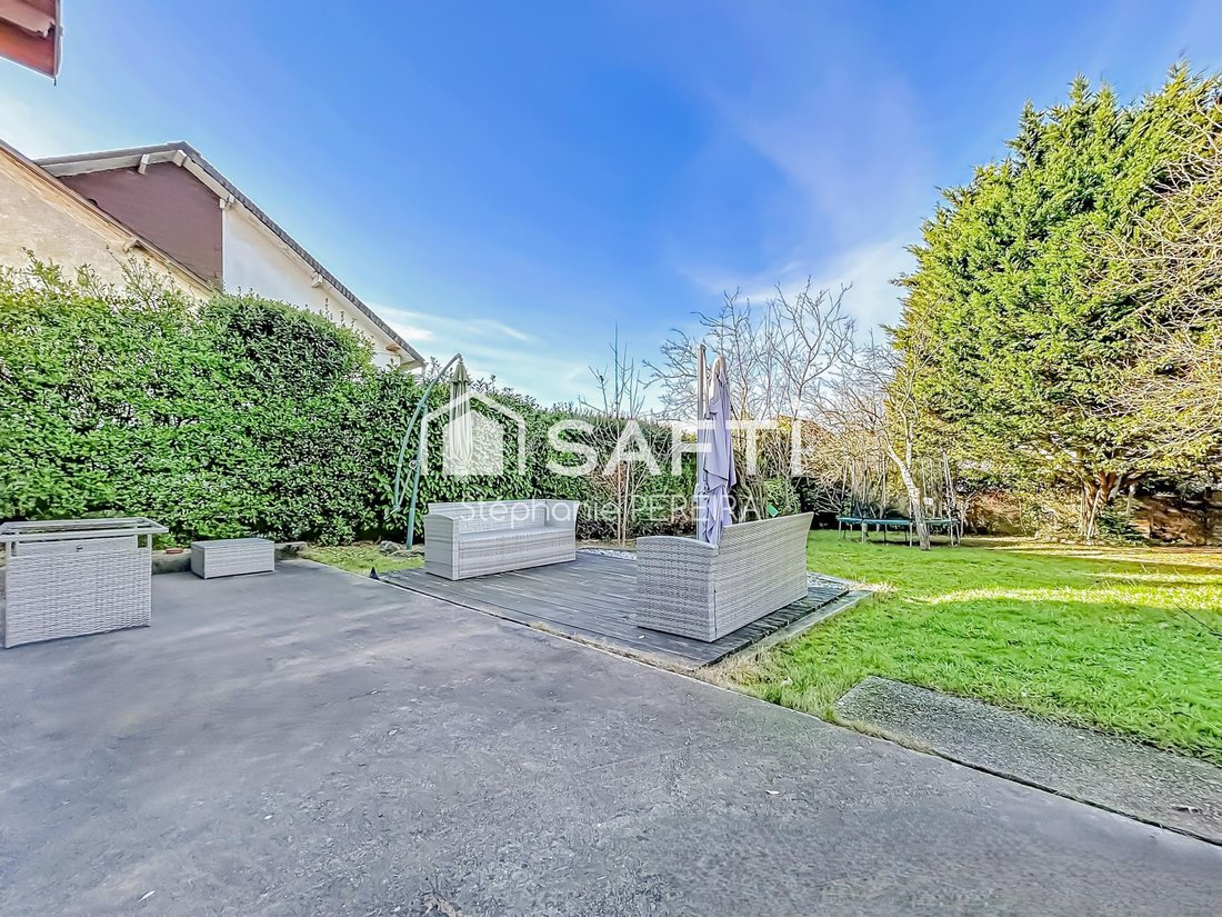 House in Villiers-sur-Marne, Ile-de-France, France 3 - 17000384