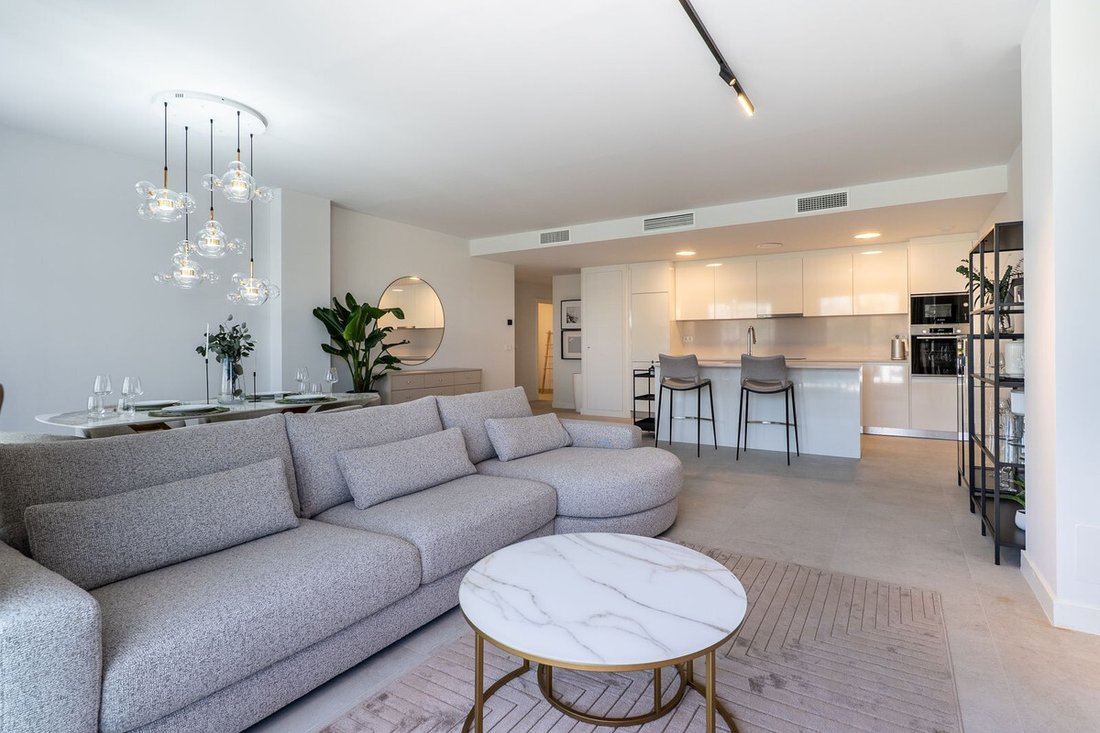 Apartment in Estepona, Andalusia, Spain 2 - 16994870