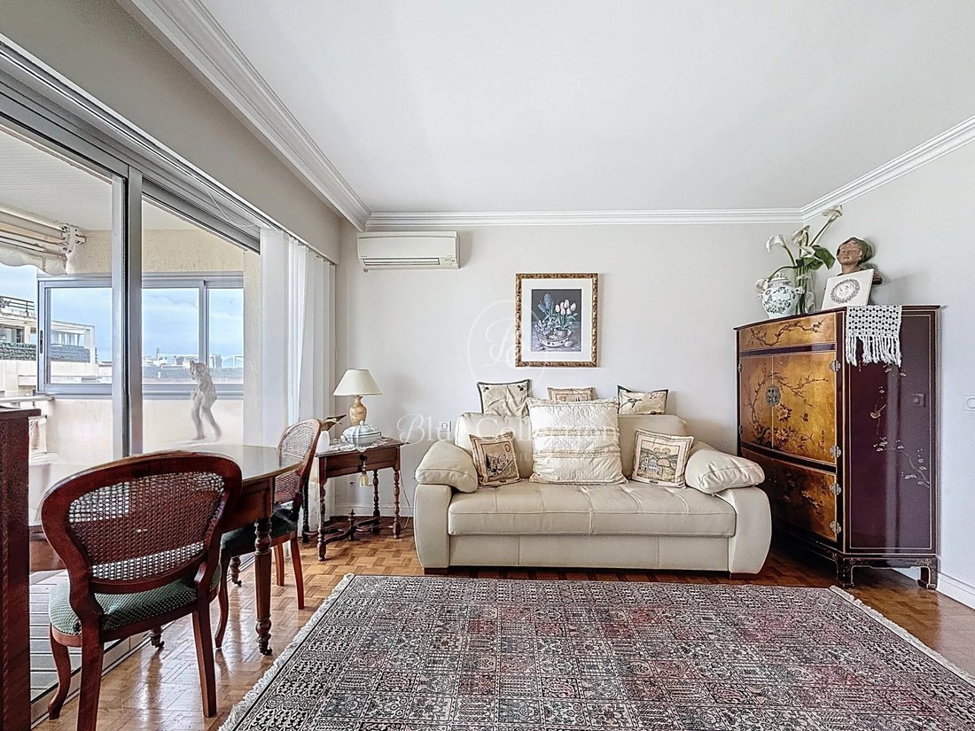 Apartment in Cannes, Provence-Alpes-Côte d'Azur, France 2 - 16993592