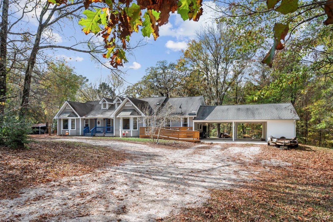 House in Center, Texas, United States 3 - 16992063
