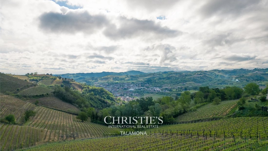 Estate in Canelli, Piedmont, Italy 3 - 16825000
