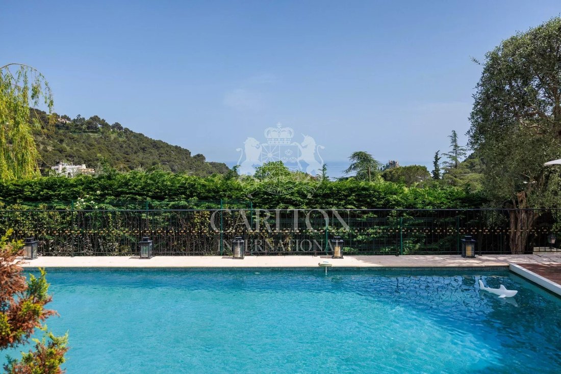 Villa in Èze, Provence-Alpes-Côte d'Azur, France 5 - 16997079