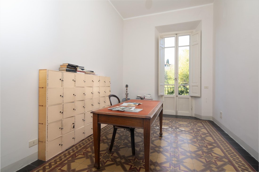 Apartment in Center, Florence, Tuscany 2 - 16996829