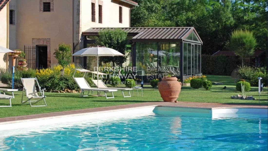 Estate in San Gimignano, Tuscany, Italy 4 - 16998092