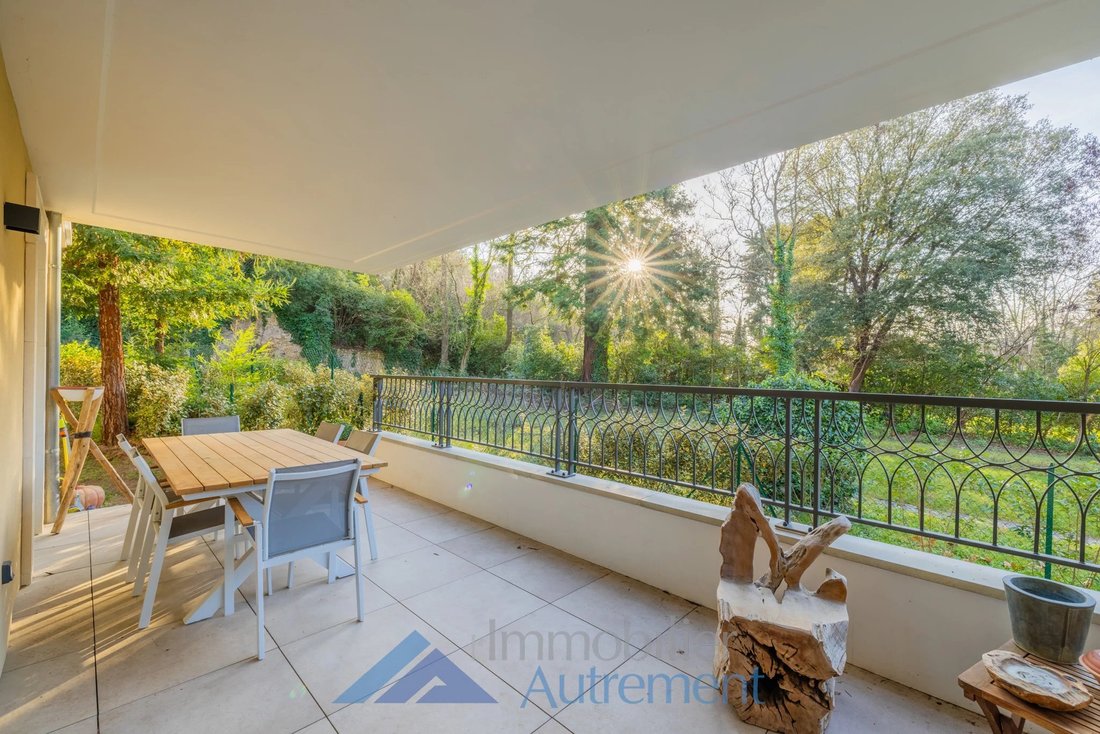 Wohnung in Aix-en-Provence, Provence-Alpes-Côte d'Azur, Frankreich 1 - 16990049