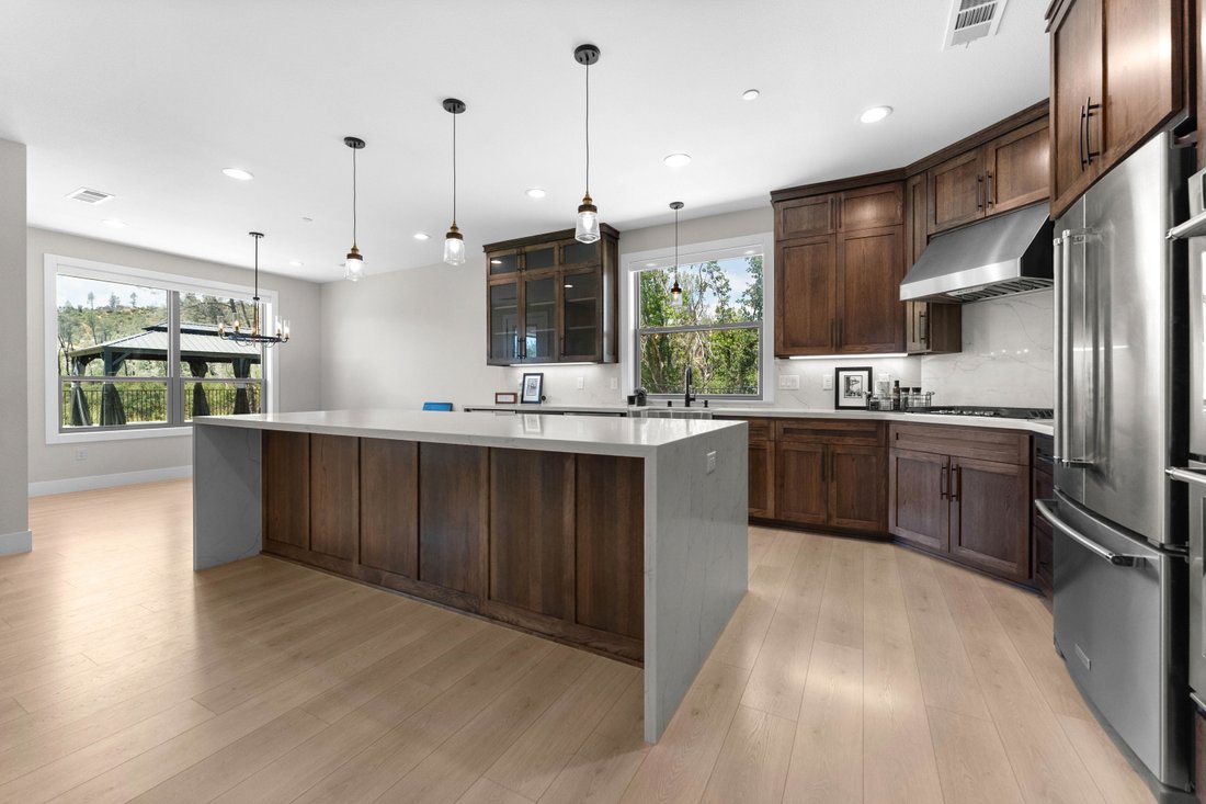 House in Redding, California, United States 5 - 16997012