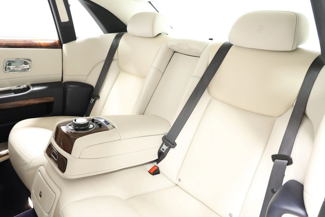 Sedan in Jacksonville, FL, United States 3 - 16987246
