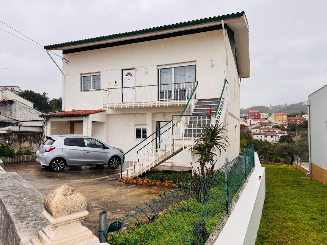 Villa in Santo Antonio dos Olivais, Coimbra District, Portugal 3 - 16990809
