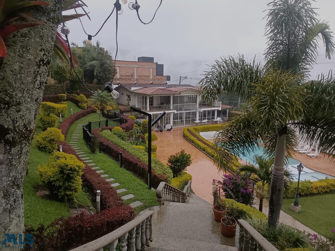 Finca in San Antonio de Prado, Antioquia, Colombia 4 - 16996919