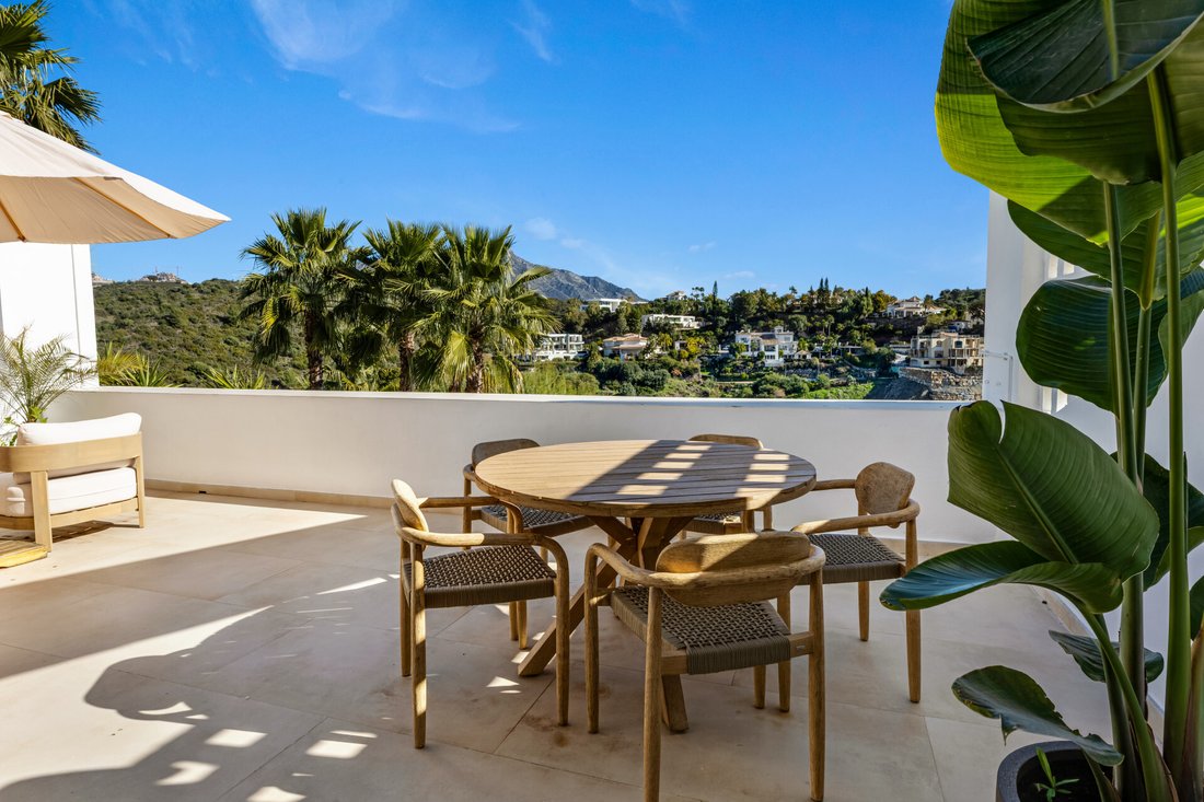 Apartment in La Quinta, Benahavis, Andalusia 5 - 16994670
