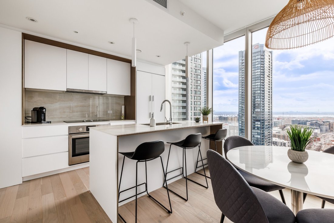 Apartment in Montréal, Quebec, Canada 5 - 16990457
