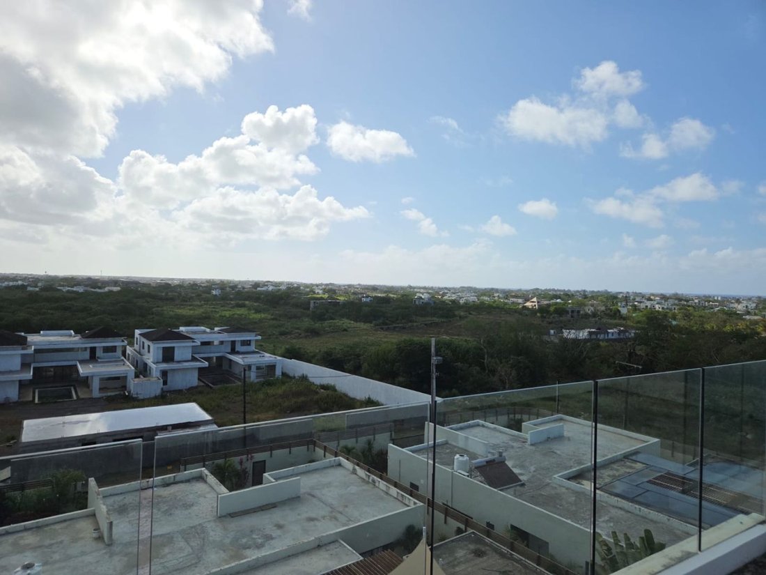 Penthouse in Grand Baie, Rivière du Rempart District, Mauritius 1 - 17000894