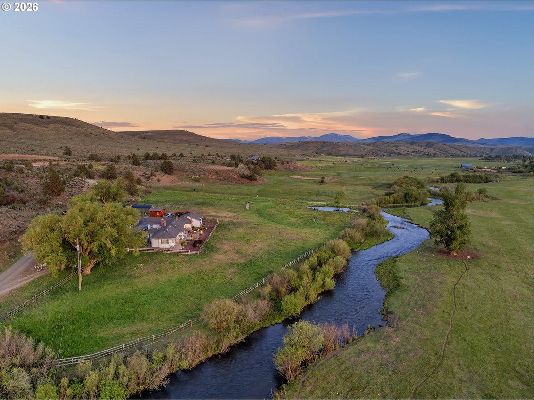 House in Baker City, Oregon, United States 3 - 16997217