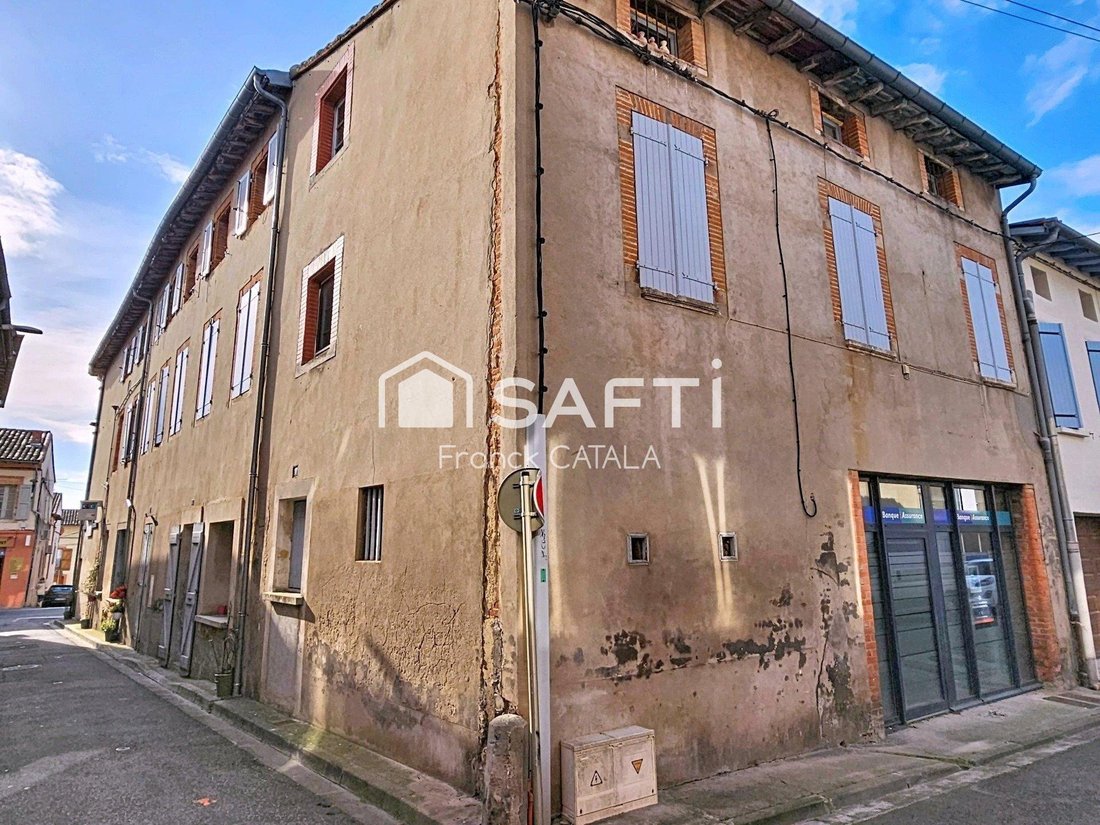 Villefranche-de-Lauragais, Occitania, France 2 - 16991489