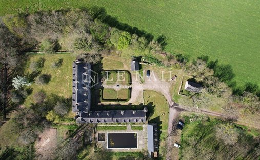 Sale Of A Castle In Guingamp, 693m² 26 Rooms €1,659,000 Côtes D'armor - 4