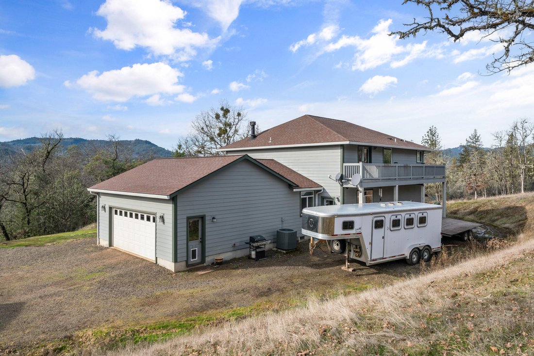 House in Trail, Oregon, United States 2 - 16992026